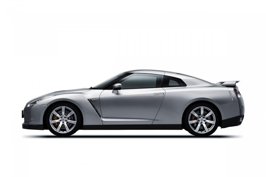  Nissan GT-R 2007 года  (фото 462 из 480)